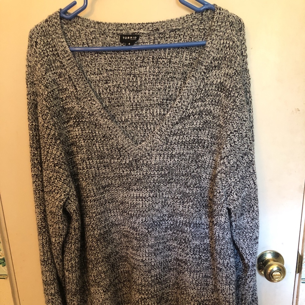 Torrid size 4 sweater used like New